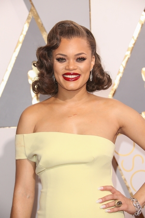 Andra Day | Showbizzsite